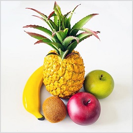 zestaw sztucznych owoców