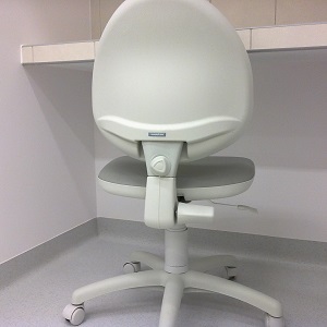 krzesło biurowe na kółkach